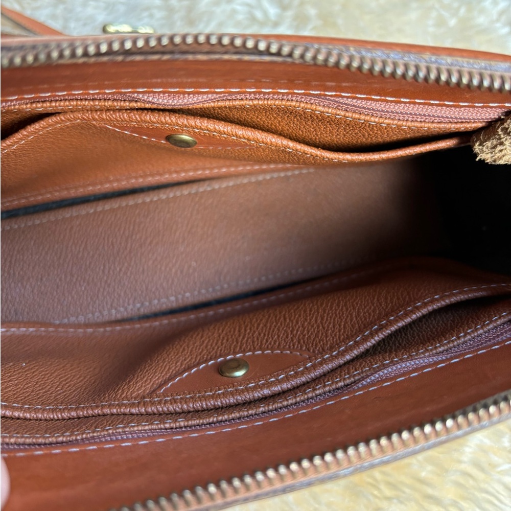 Vintage Dooney & Bourke Pebbled Leather Bag - Picture 9 of 15